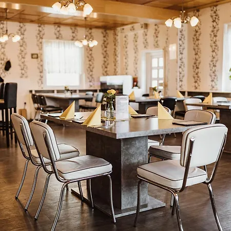 REBENTISCH - Hotel FERIENWOHNUNGEN Restaurant-2